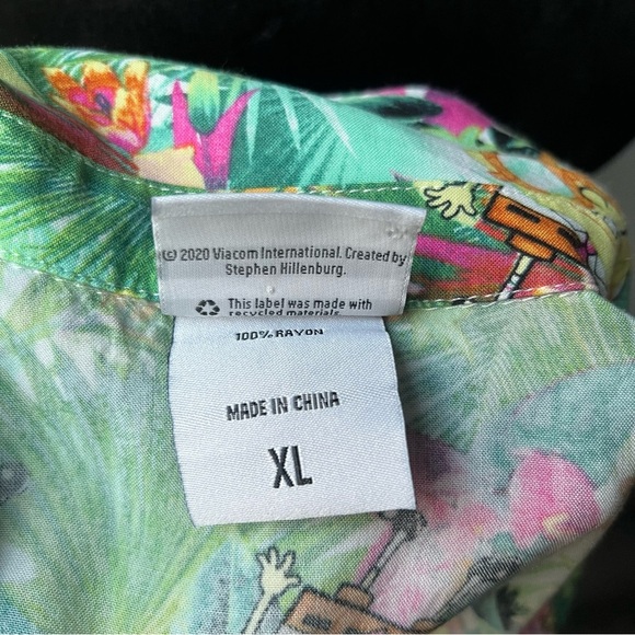 SpongeBob SquarePants Hawaiian Collared Tie-front Tank Top - Picture 9 of 10